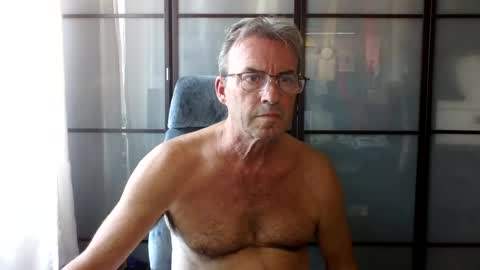 Snapshot of fuldaflyst4 chatting on June 2026 11:57:01 AM fuldaflyst4 online show from June 2026 11:57:01 AM