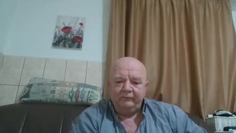 Snapshot of fullballs6 chatting on December 2024 04:30:02 AM fullballs6 online show from December 2024 04:30:02 AM