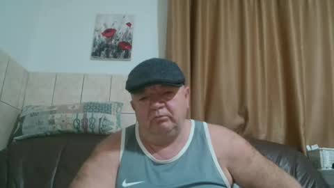 Snapshot of fullballs6 chatting on December 2024 01:24:01 AM fullballs6 online show from December 2024 01:24:01 AM