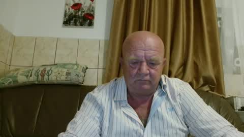 Snapshot of fullballs6 chatting on September 2025 02:12:01 AM fullballs6 online show from September 2025 02:12:01 AM