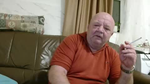 Snapshot of fullballs6 chatting on April 2026 01:41:02 AM fullballs6 online show from April 2026 01:41:02 AM