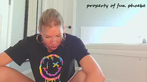 Snapshot of funphoebe chatting on June 2026 01:14:01 PM funphoebe online show from June 2026 01:14:01 PM