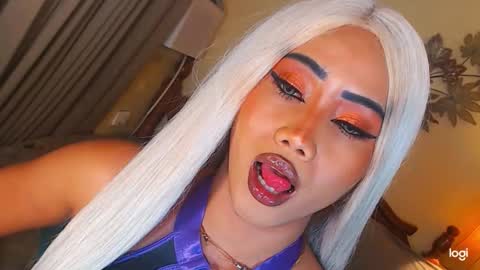 Maddonna online show from December 2025 11:35:01 PM