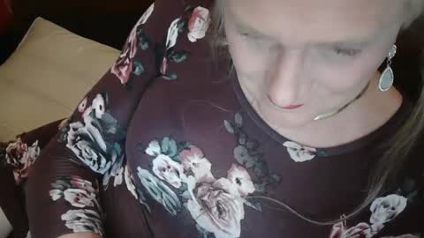 Jessie Love online show from December 2024 09:58:01 AM