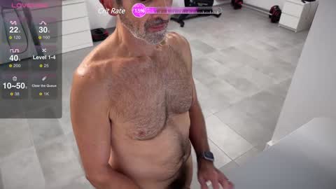 Snapshot of funwithbrad chatting on December 2024 06:33:01 PM Brad online show from December 2024 06:33:01 PM