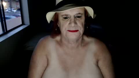 funwithgracie online show from November 2025 12:52:02 AM