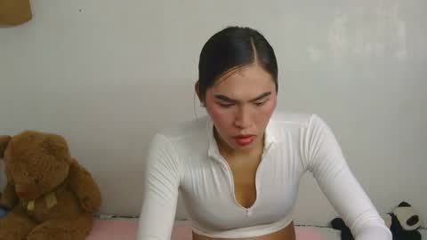 LIL LEE online show from March 2026 10:05:02 PM