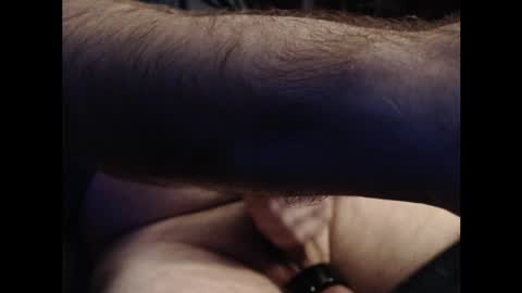 Snapshot of furfeelsbetter chatting on June 2026 04:46:01 AM furfeelsbetter online show from June 2026 04:46:01 AM