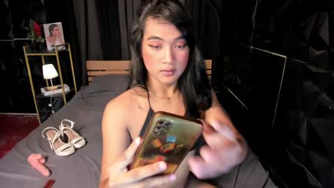 ASHLEY online show from December 2024 07:09:01 AM
