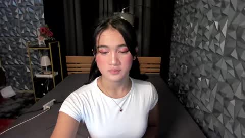 ASHLEY online show from January 2025 05:54:01 AM