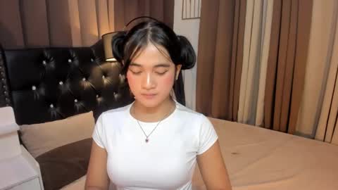 ASHLEY online show from January 2025 04:48:02 AM