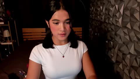ASHLEY online show from January 2025 05:18:02 AM