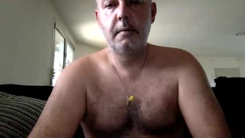 Snapshot of futbolin95 chatting on January 2025 01:30:01 PM futbolin95 online show from January 2025 01:30:01 PM