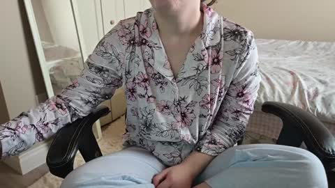 Snapshot of fuxkme_jen chatting on December 2024 04:21:01 PM fuxkme_jen online show from December 2024 04:21:01 PM