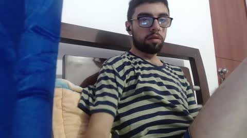 andrew online show from February 2025 12:43:02 PM