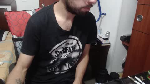 andrew online show from January 2026 04:03:01 AM