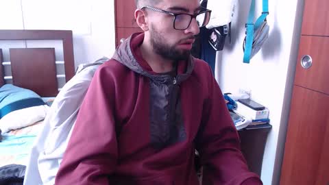 andrew online show from February 2026 04:00:02 PM