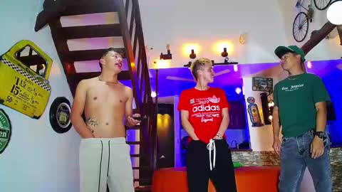 FYOTTY online show from October 2025 11:42:02 AM