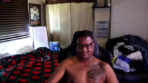 Snapshot of fyrecontrol chatting on October 2025 11:06:02 PM seldom seen online show from October 2025 11:06:02 PM