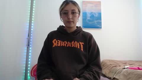 Snapshot of gabb_rioss chatting on November 2025 05:34:01 PM Gabriela online show from November 2025 05:34:01 PM