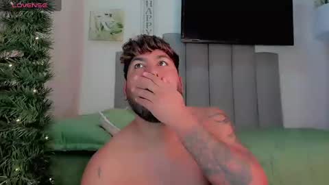 GABO  online show from December 2024 12:32:02 AM