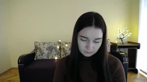 Snapshot of gabby_di chatting on January 2025 09:19:01 AM Jaklin online show from January 2025 09:19:01 AM