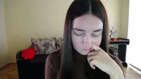 Snapshot of gabby_di chatting on October 2025 10:06:01 AM Jaklin online show from October 2025 10:06:01 AM