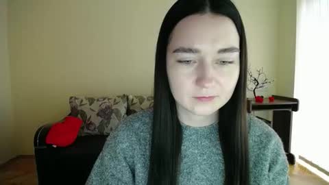 Snapshot of gabby_di chatting on November 2025 09:42:02 AM Jaklin online show from November 2025 09:42:02 AM