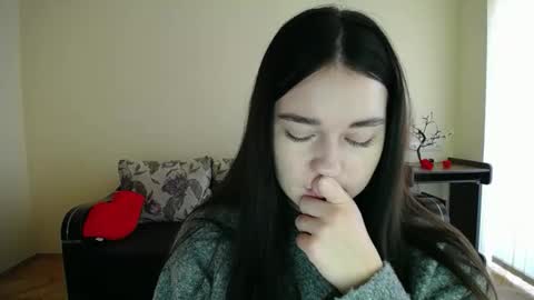 Snapshot of gabby_di chatting on November 2025 09:31:02 AM Jaklin online show from November 2025 09:31:02 AM