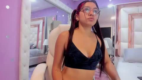 Snapshot of gabby_monroe chatting on June 2026 12:13:02 PM Gabby online show from June 2026 12:13:02 PM