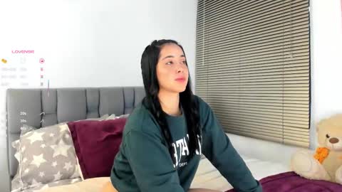 Gabriela  online show from February 2026 10:39:02 PM