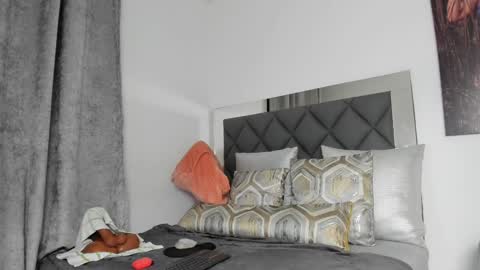 Snapshot of gabi_gonzales chatting on January 2025 02:53:02 AM Instagram soygabi g online show from January 2025 02:53:02 AM