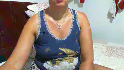gaby  layla online show from December 2025 11:34:01 PM