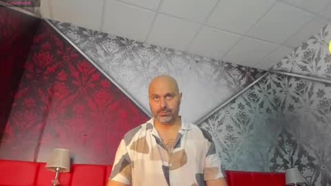 Snapshot of gabriel_harmant chatting on December 2024 11:19:01 AM Gabriel Harmant online show from December 2024 11:19:01 AM