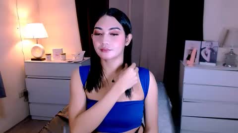 Snapshot of gabriela_deluxe chatting on December 2025 05:54:02 PM gabriela_deluxe online show from December 2025 05:54:02 PM