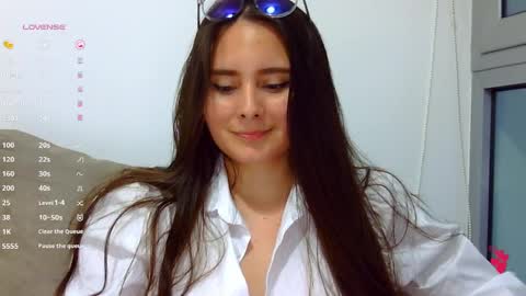 Gabriela Miller online show from December 2024 11:07:01 PM