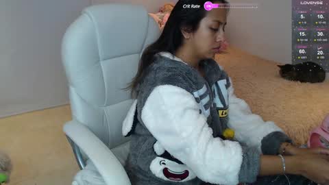 Snapshot of gabriela_morales01 chatting on December 2024 10:49:01 AM .  online show from December 2024 10:49:01 AM