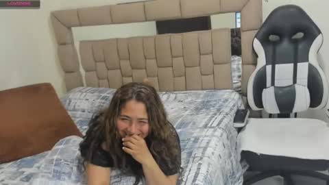 gabriela ponce online show from February 2025 02:52:01 AM