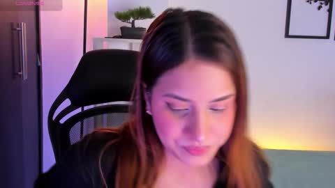 Gabriella online show from September 2025 09:35:02 AM