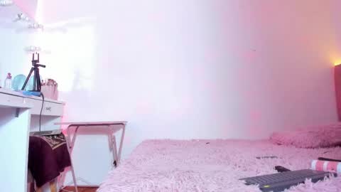 Snapshot of gabrielle_steele chatting on December 2025 03:06:01 PM online show from December 2025 03:06:01 PM