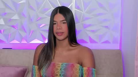 Gabriela  online show from November 2025 10:59:02 PM