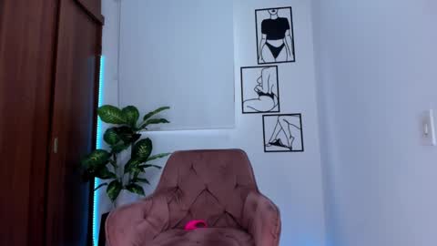    online show from February 2025 09:08:02 PM