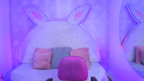 Gaby online show from April 2026 07:17:02 PM