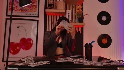 Snapshot of gaby_mason chatting on November 2025 02:17:02 PM Gaby online show from November 2025 02:17:02 PM