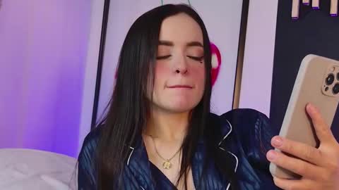 Snapshot of gaby_mason chatting on November 2025 01:39:02 PM Gaby online show from November 2025 01:39:02 PM