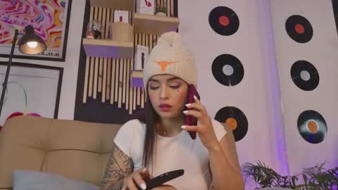 Snapshot of gaby_mason chatting on November 2025 12:42:01 PM Gaby online show from November 2025 12:42:01 PM