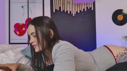 Snapshot of gaby_mason chatting on December 2025 12:31:02 PM Gaby online show from December 2025 12:31:02 PM