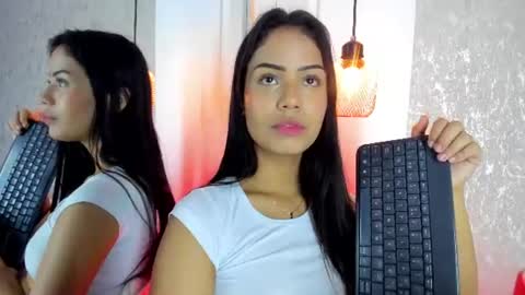 Snapshot of gaby_moonn chatting on June 2026 07:13:01 AM Gaby online show from June 2026 07:13:01 AM