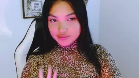Snapshot of gaby_saikozz chatting on November 2025 06:23:01 AM My name is Gabriela.. nice to meet you thumbs up please its very important to me online show from November 2025 06:23:01 AM