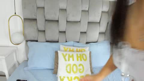 Snapshot of gaby_smit__ chatting on May 2026 11:40:01 AM GABRIELA online show from May 2026 11:40:01 AM